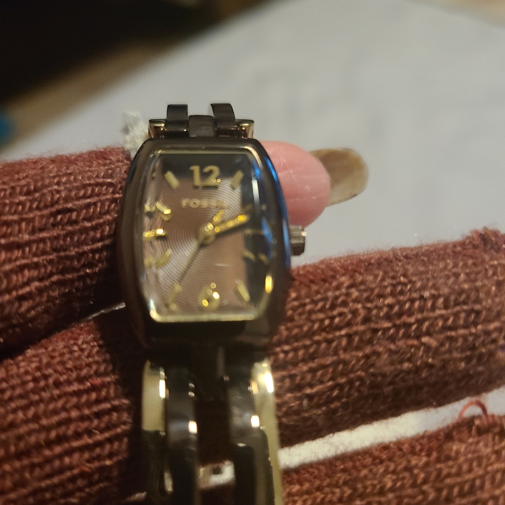 fossil watch